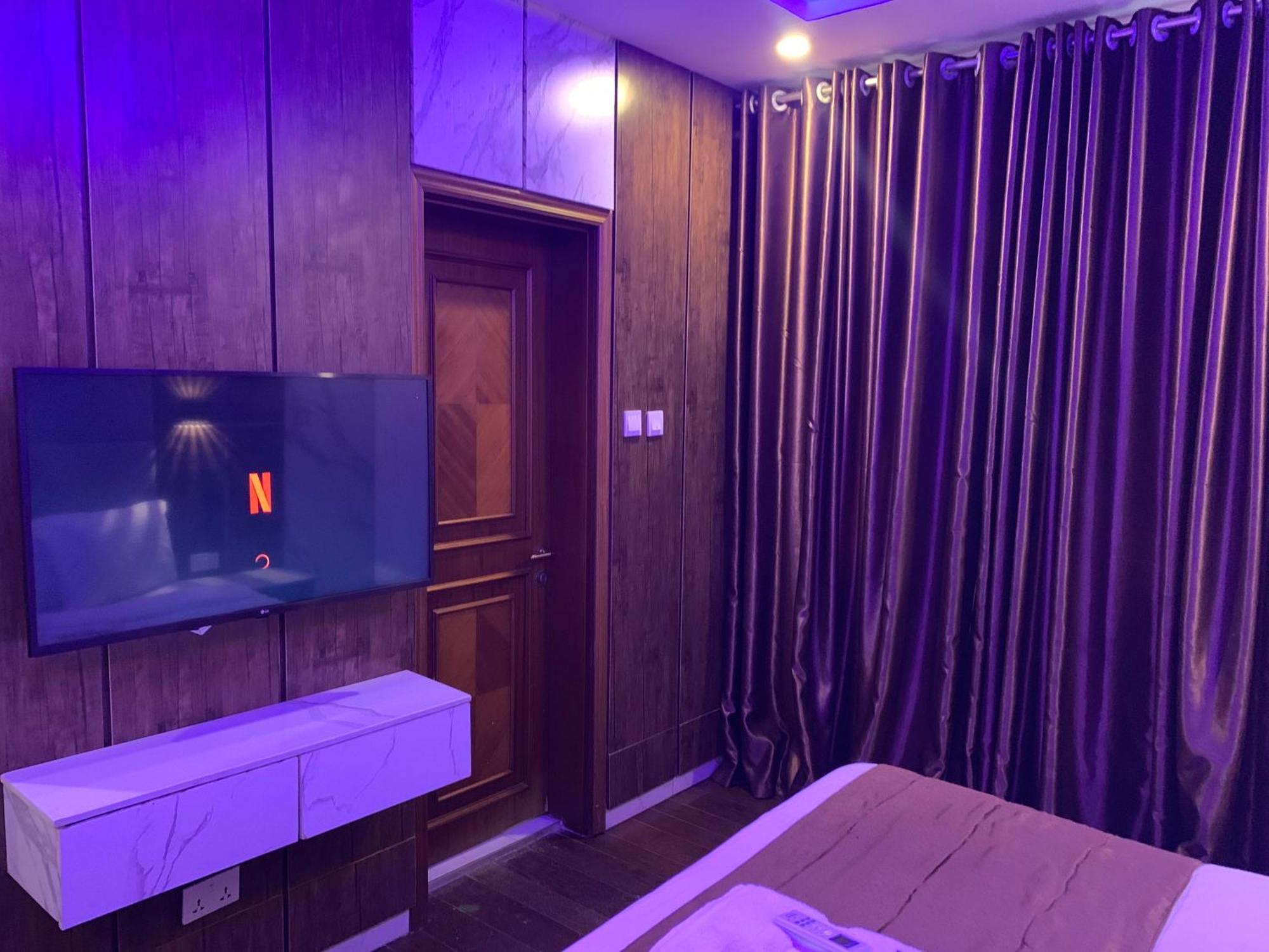 Presken White House Hotel Лагос Екстериор снимка